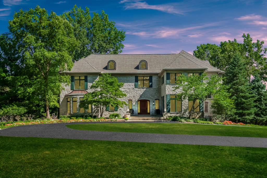 Architecturally Inspiring Abode You Don't Want to Miss!